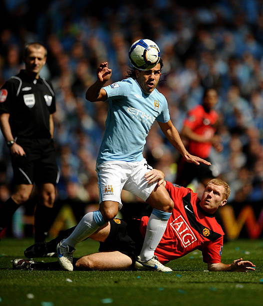 他擁有主導 他擁有主導