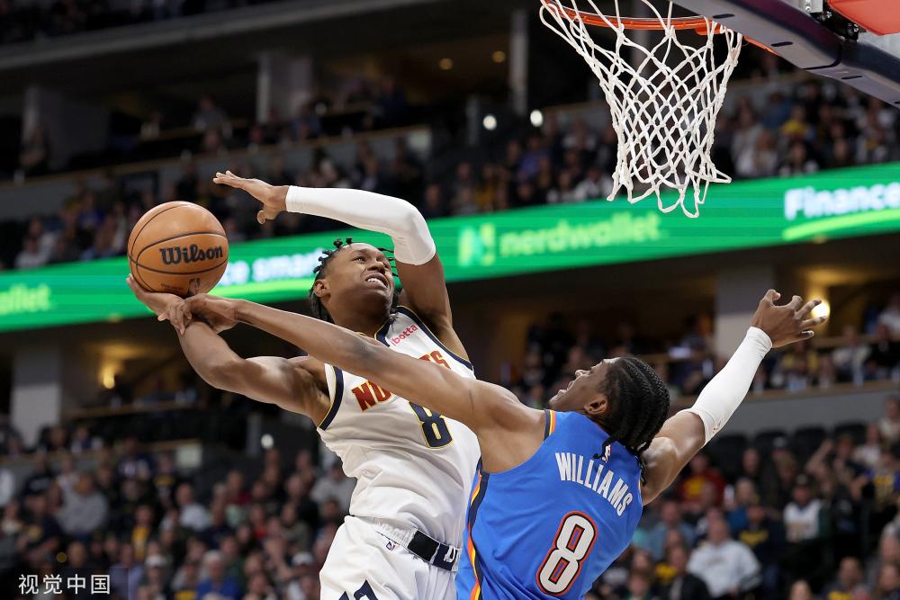 精准的头球 精准的头球